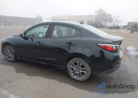 2019 Toyota Yaris Le из США, поврежденный, VIN 3MYDLBYV8KY504455